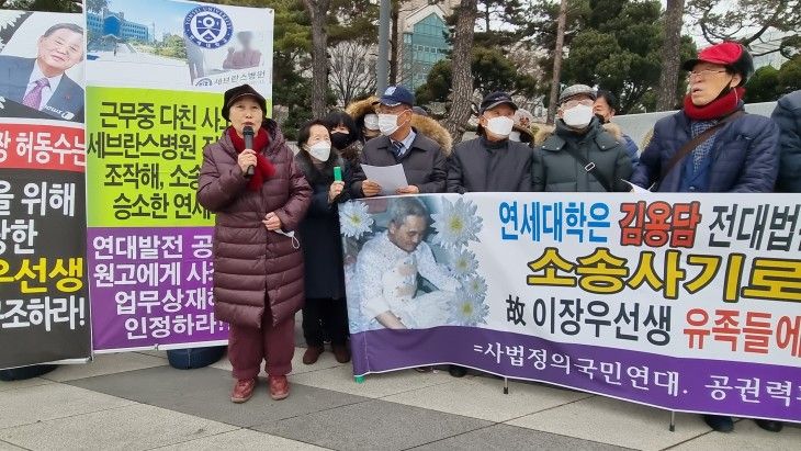 008eeb7a52544591290873d4da5f9055_1640647